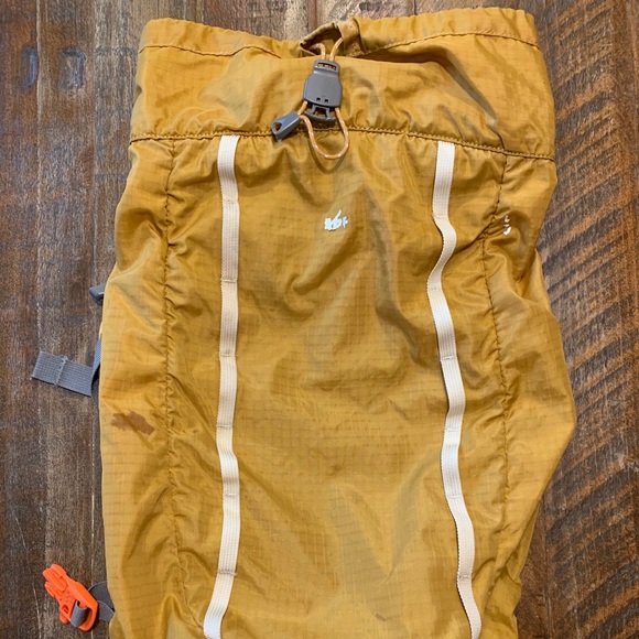 REI Other - REI Flashpack 18